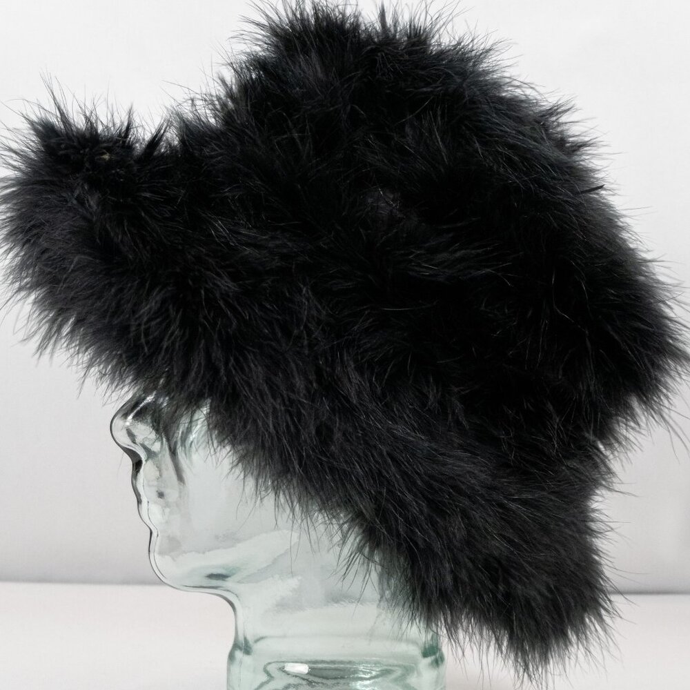 The Goldie Feathered Bucket Hat - Picture 4 of 7